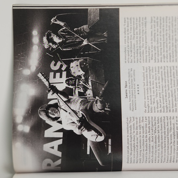 RAMONES ROLLING STONE 1259 April 21, 2016, The Curse of the RAMONES VG+ Cond - Picture 12 of 17